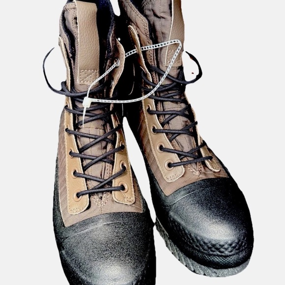 Converse Chuck Taylor All Star Lugged 2.0 Waterproof Boots A05386C Mens 7 / Wm 9 - Picture 4 of 10